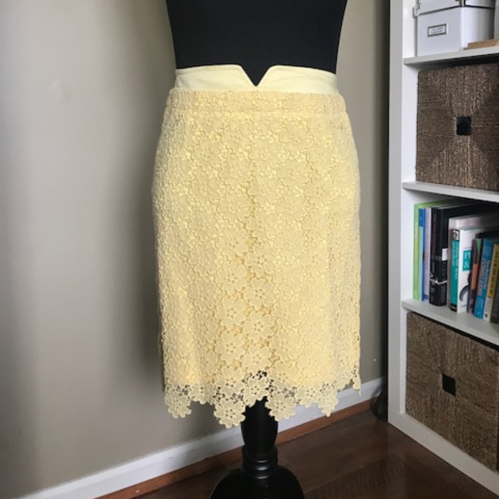 ANTHROPOLOGIE Elevenses yellow eyelet pencil skirt